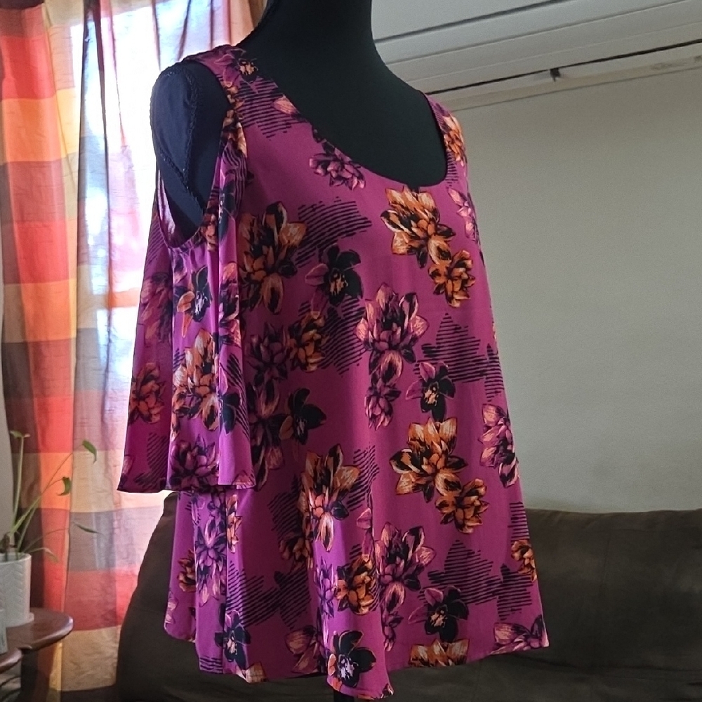 Apt. 9 Floral Cold Shoulder Blouse - Picture 3 of 6
